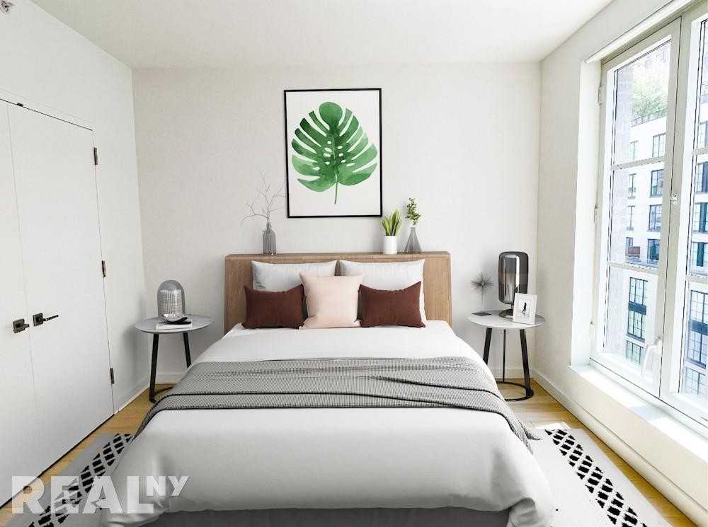 W 43rd St #14A - Photo 4 of 7