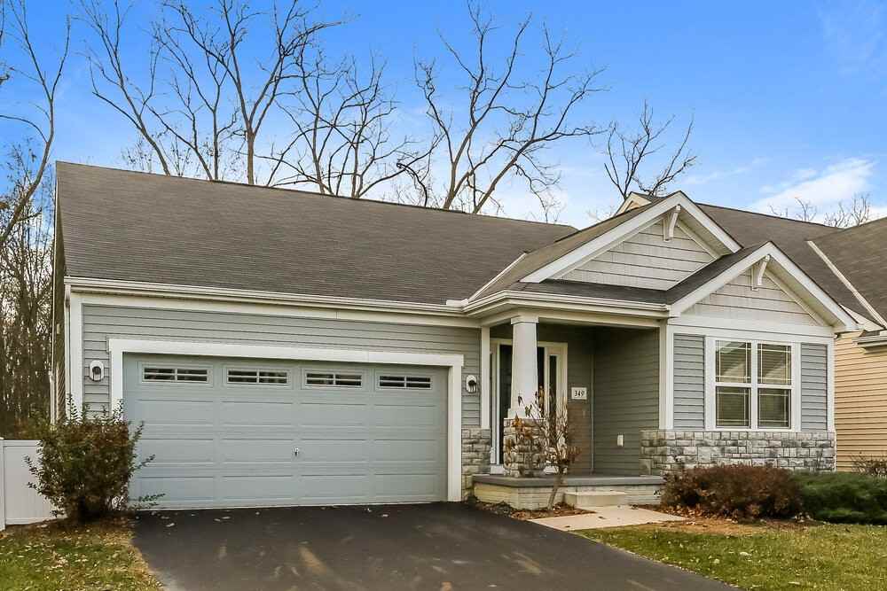 349 Cloverhill Dr - Photo 4 of 17