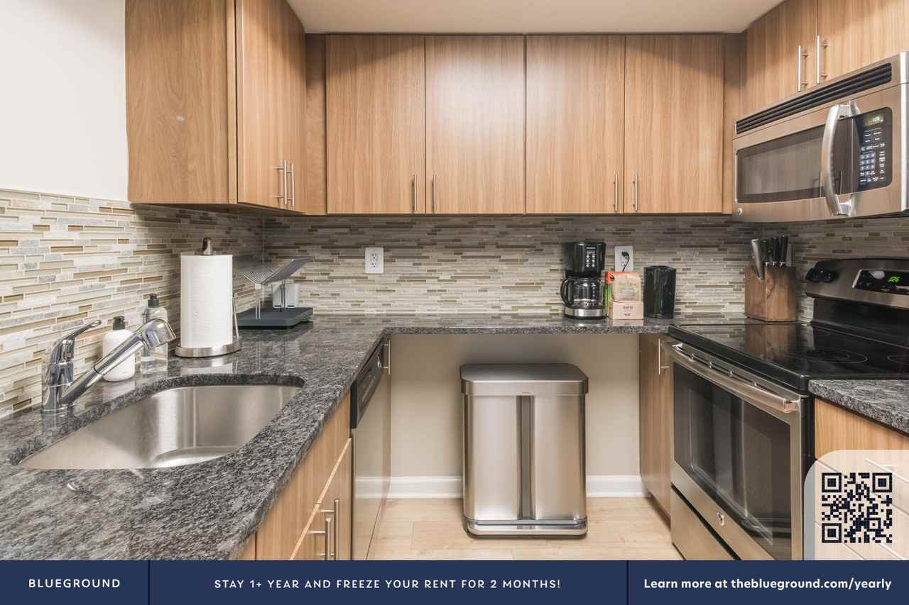 1410 N Scott St #787 - Photo 7 of 32