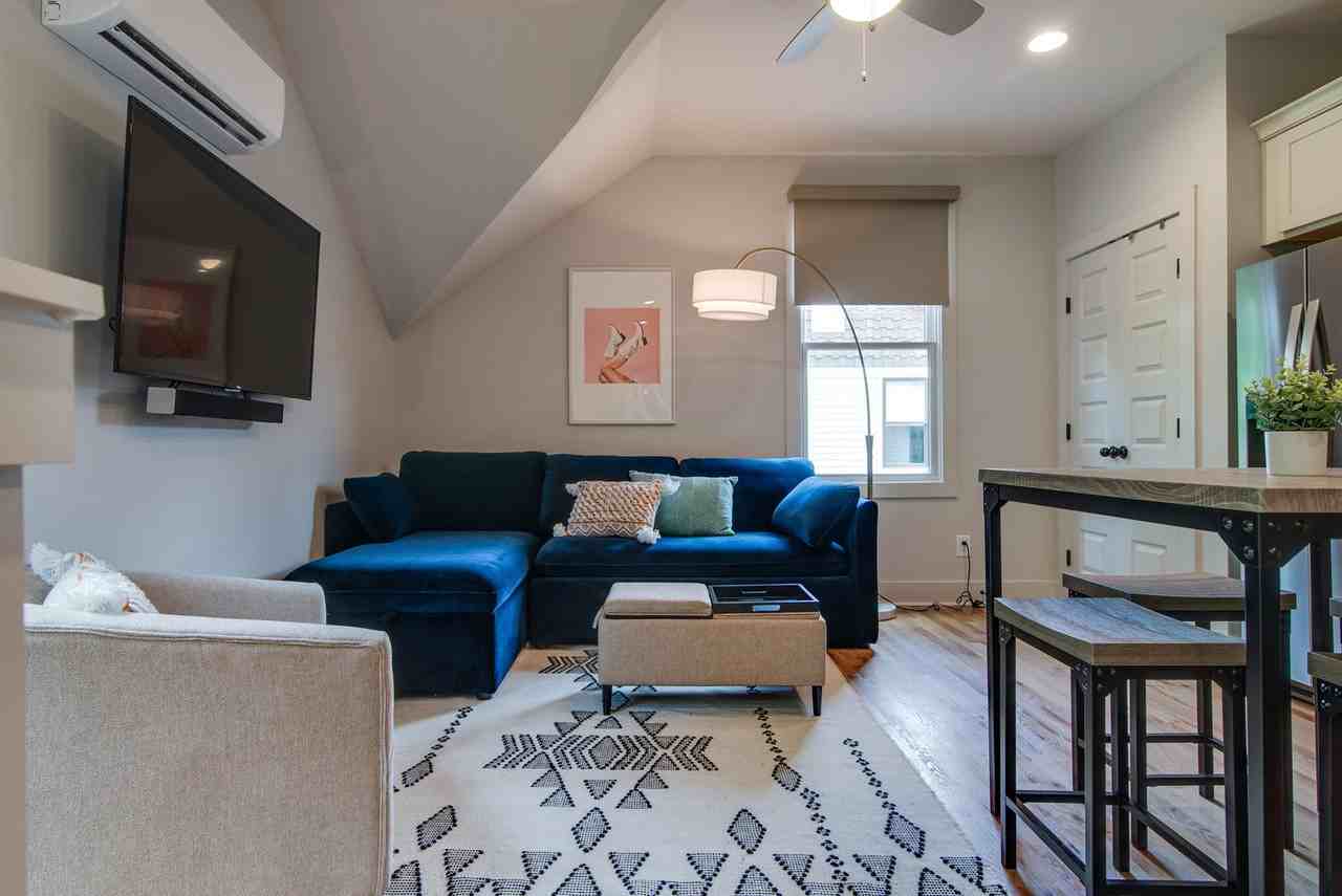 934 Mcferrin Ave #1049676P - Photo 2 of 19