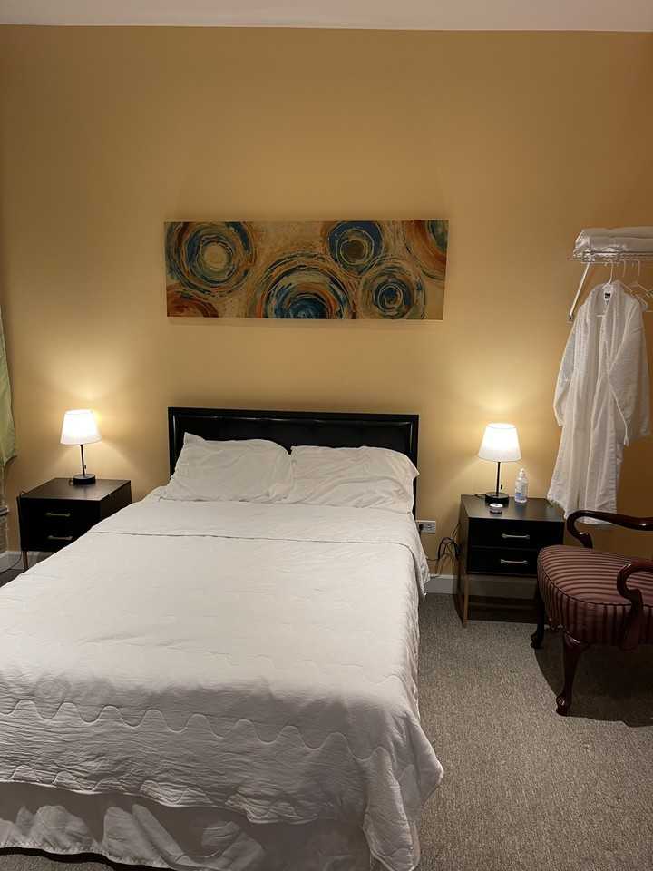 356 W Superior St - Photo 7 of 10