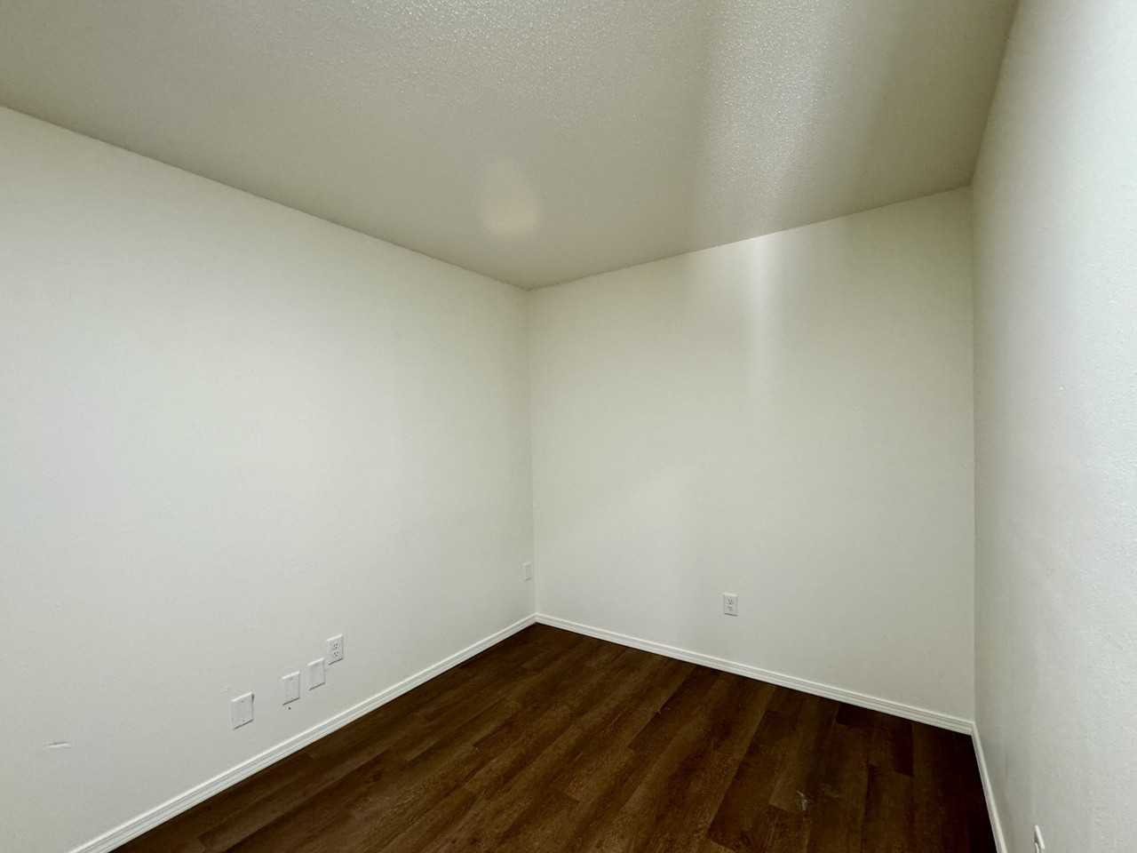 102 Davis Ln #B - Photo 2 of 8