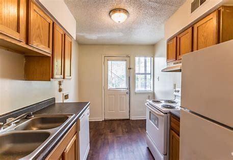 2718 Claudette Road #3318 - Photo 4 of 6