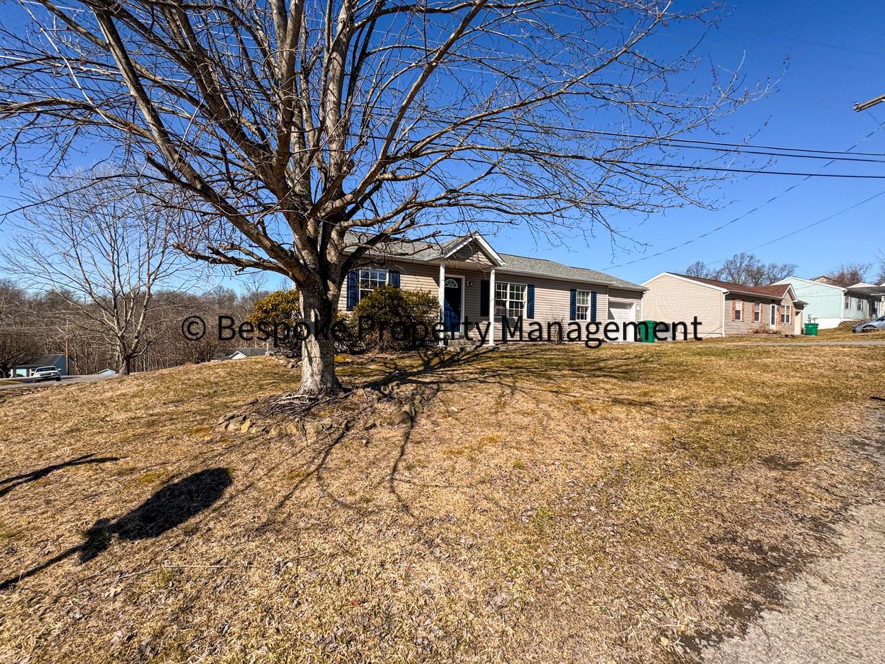 170 Stratford Dr - Photo 2 of 34