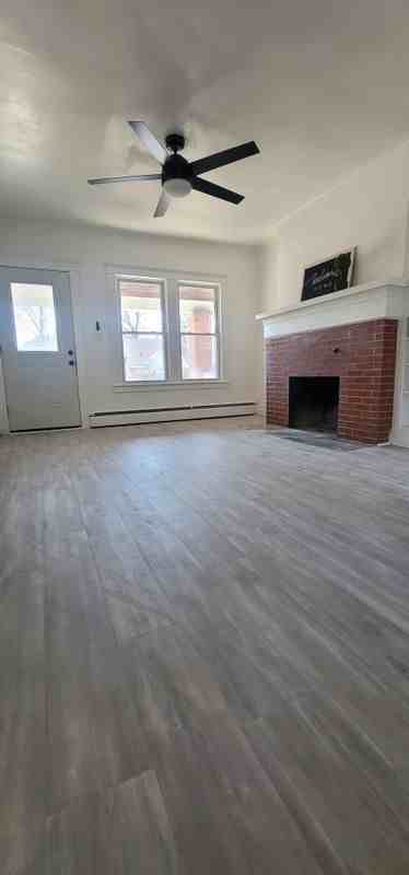 22230 Tenny St - Photo 3 of 13