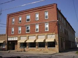 featured image of Ashland Apartments