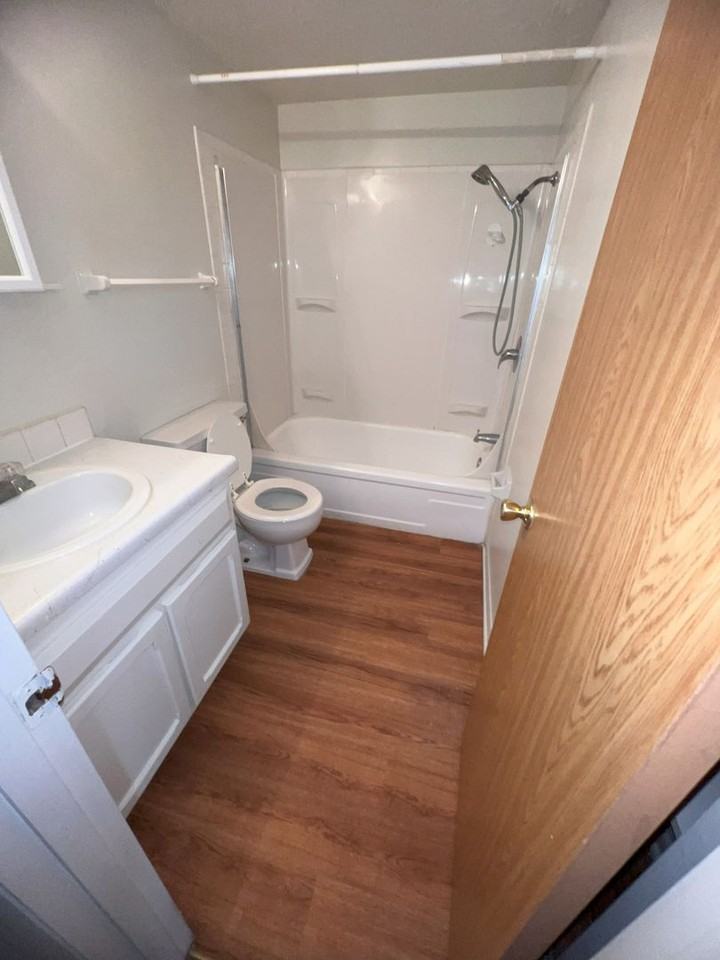 Gold Falls Villa Apartments - Photo 3 of 15