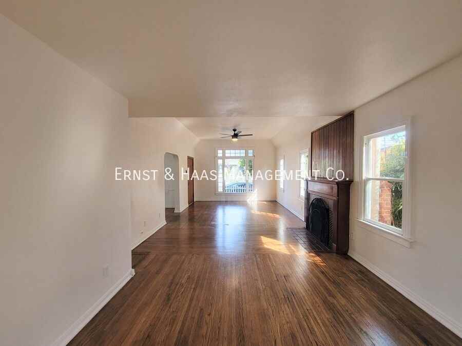1709 Obispo Ave - Photo 3 of 40