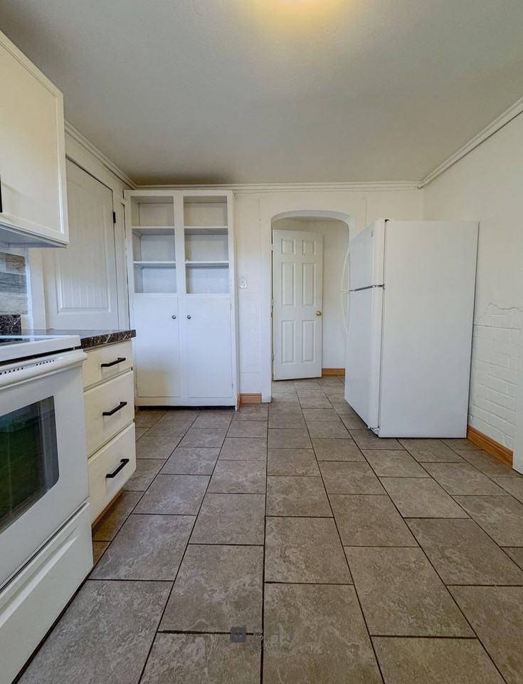 1216 N Gould - Photo 4 of 28