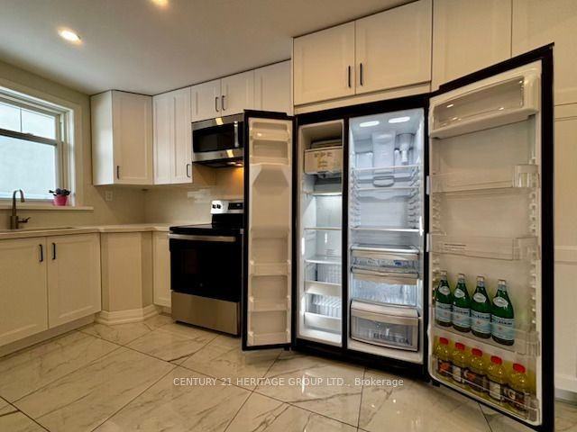 39 Reiner Road - Photo 2 of 18