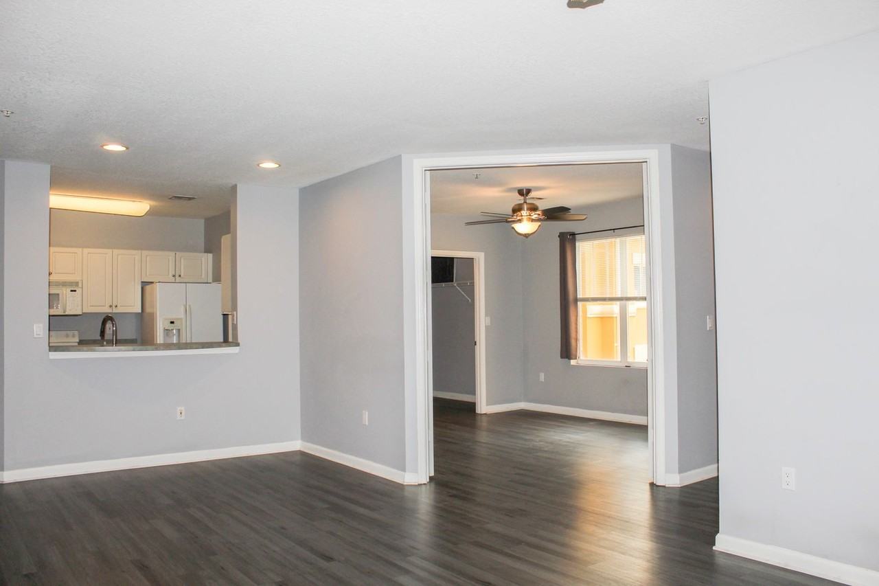 5045 Fairways Cir Apt D201 - Photo 2 of 19