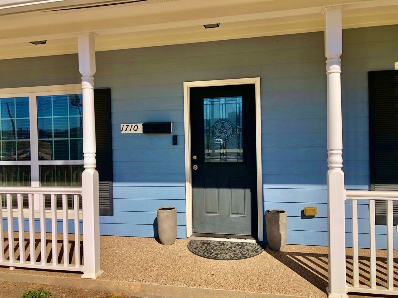 1710 S 18th St - Photo 2 of 23