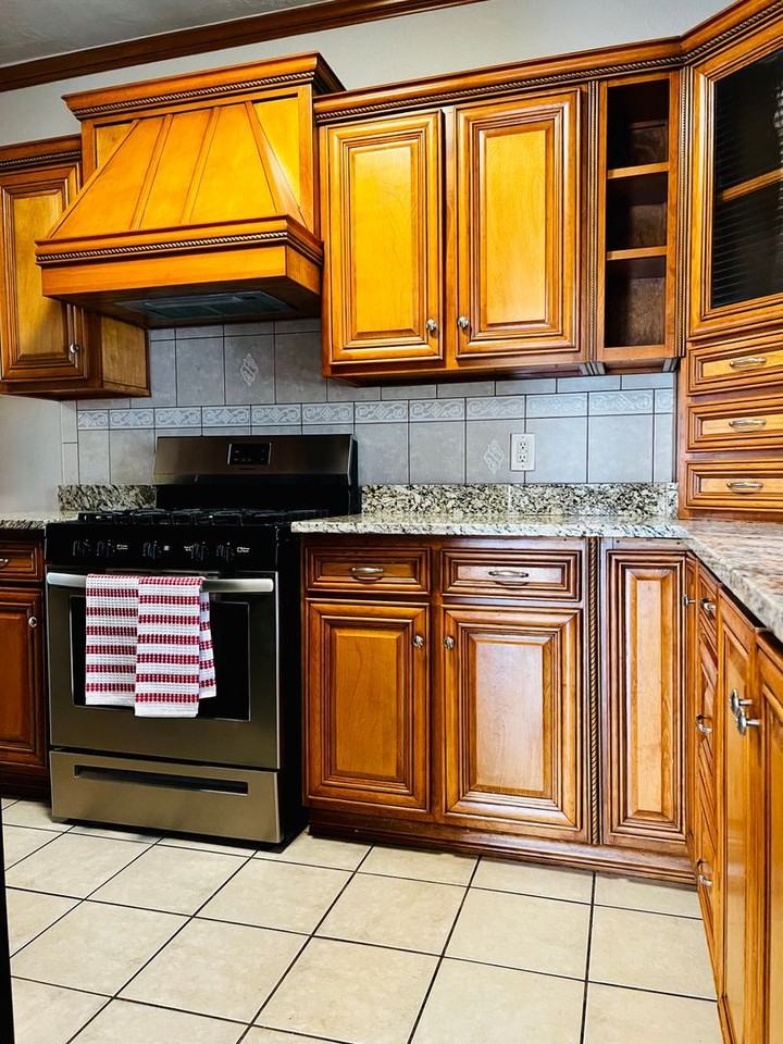 235 N El Reno Ave - Photo 3 of 11