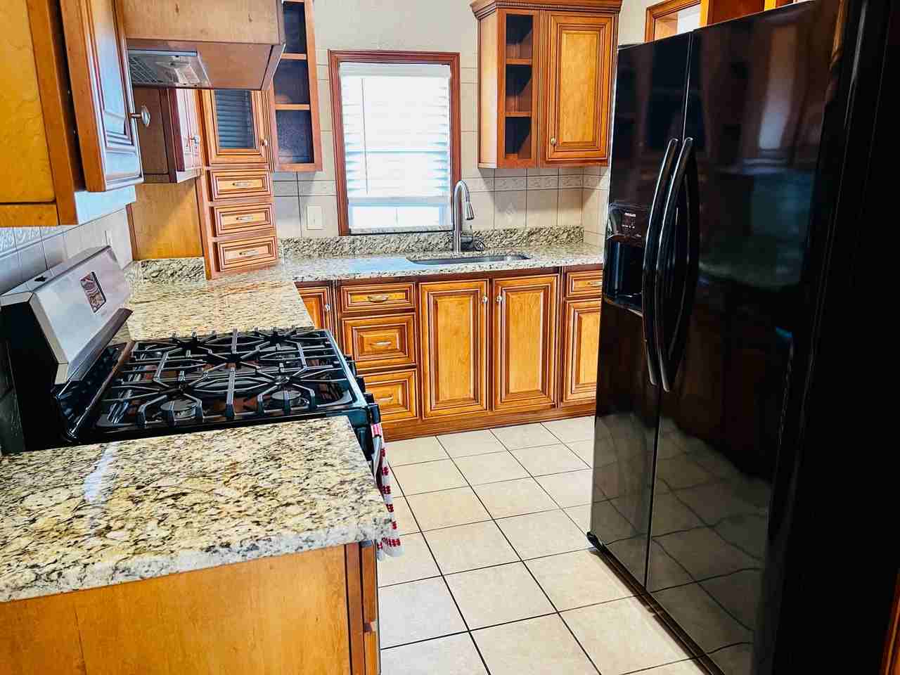 235 N El Reno Ave - Photo 4 of 11