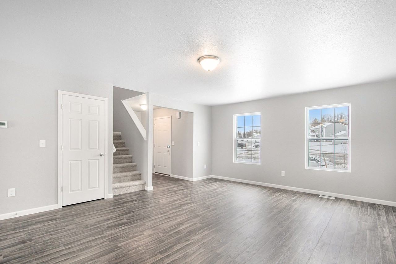 2594 Blooming Bud Lane Southeast - Photo 7 of 26