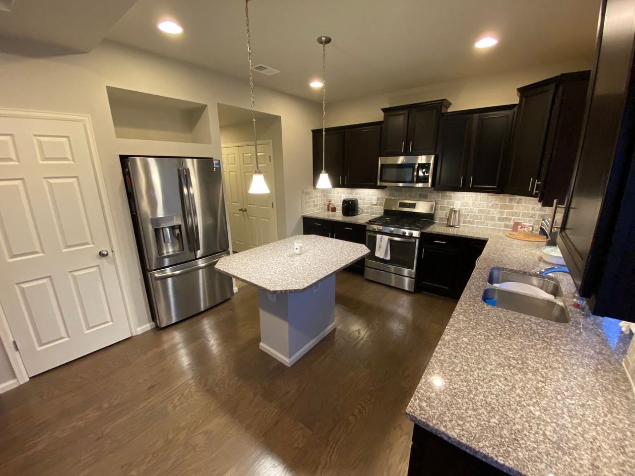 8229 Cypress Wood Dr - Photo 2 of 14