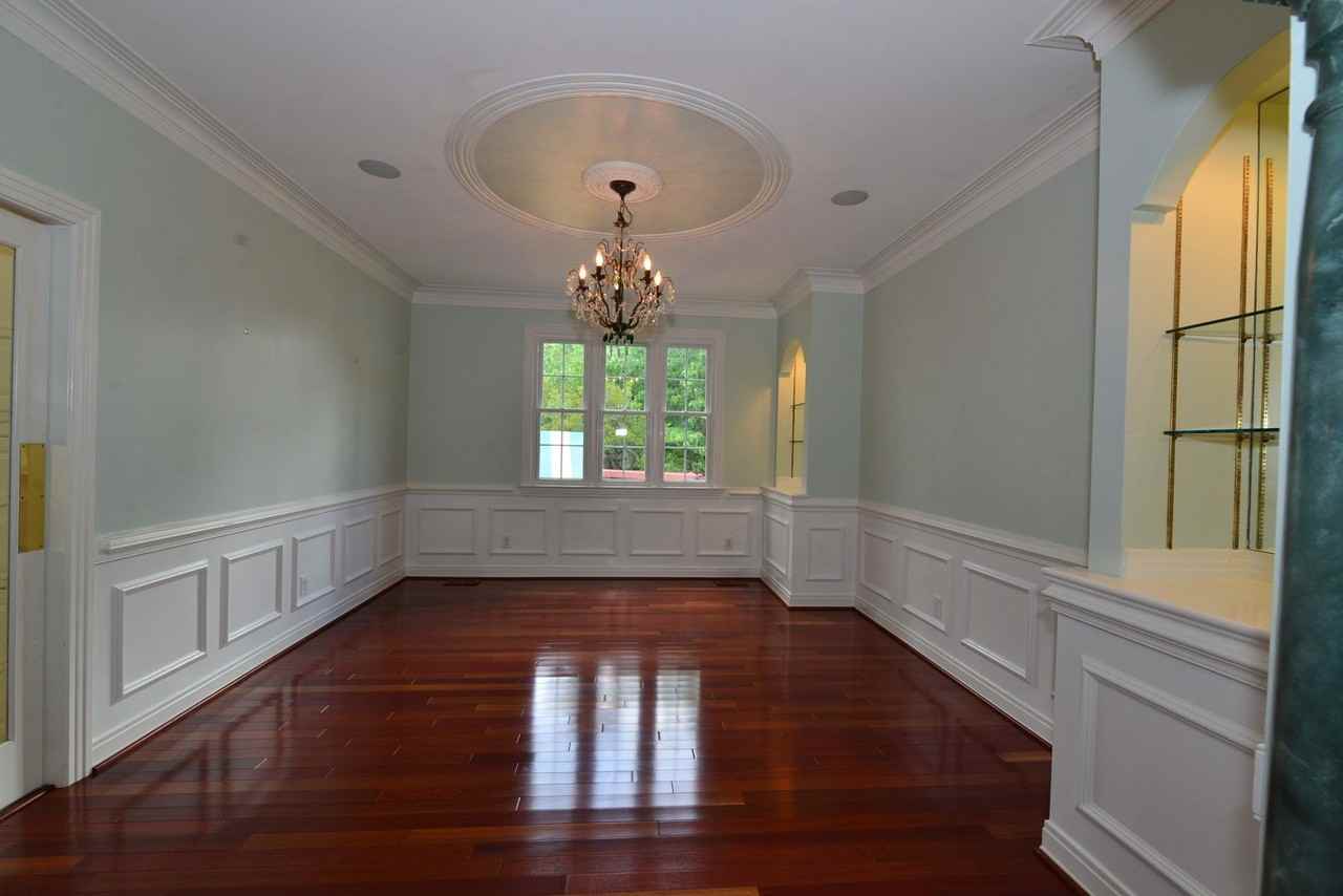 720 River Strand - Photo 7 of 32
