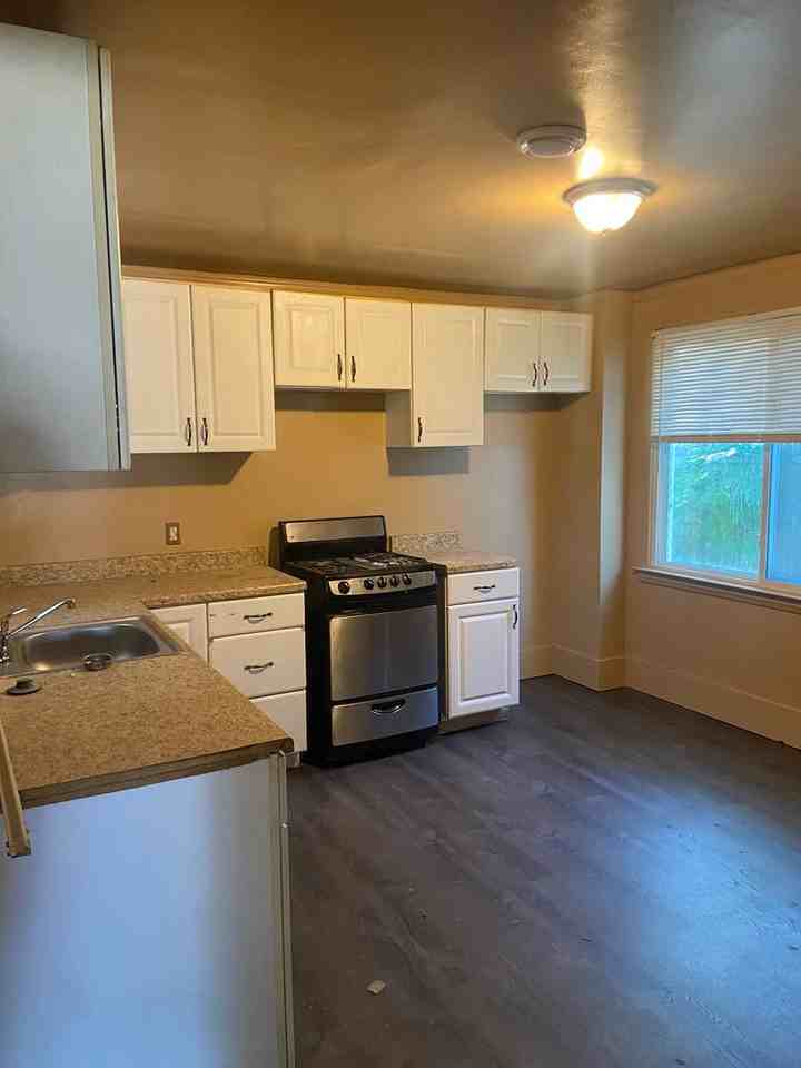 17686 Lincoln Ave - Photo 5 of 12