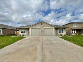 featured image of 1806 Clovis Dr