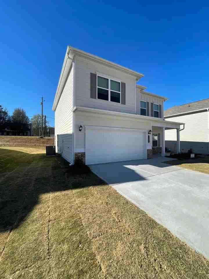 7 Longbrooke Dr Se - Photo 2 of 37