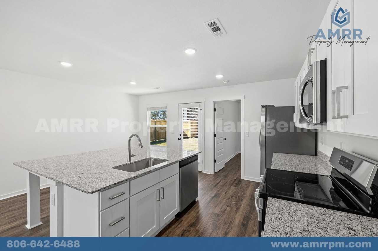 736 Short Leaf Ln - Photo 7 of 22