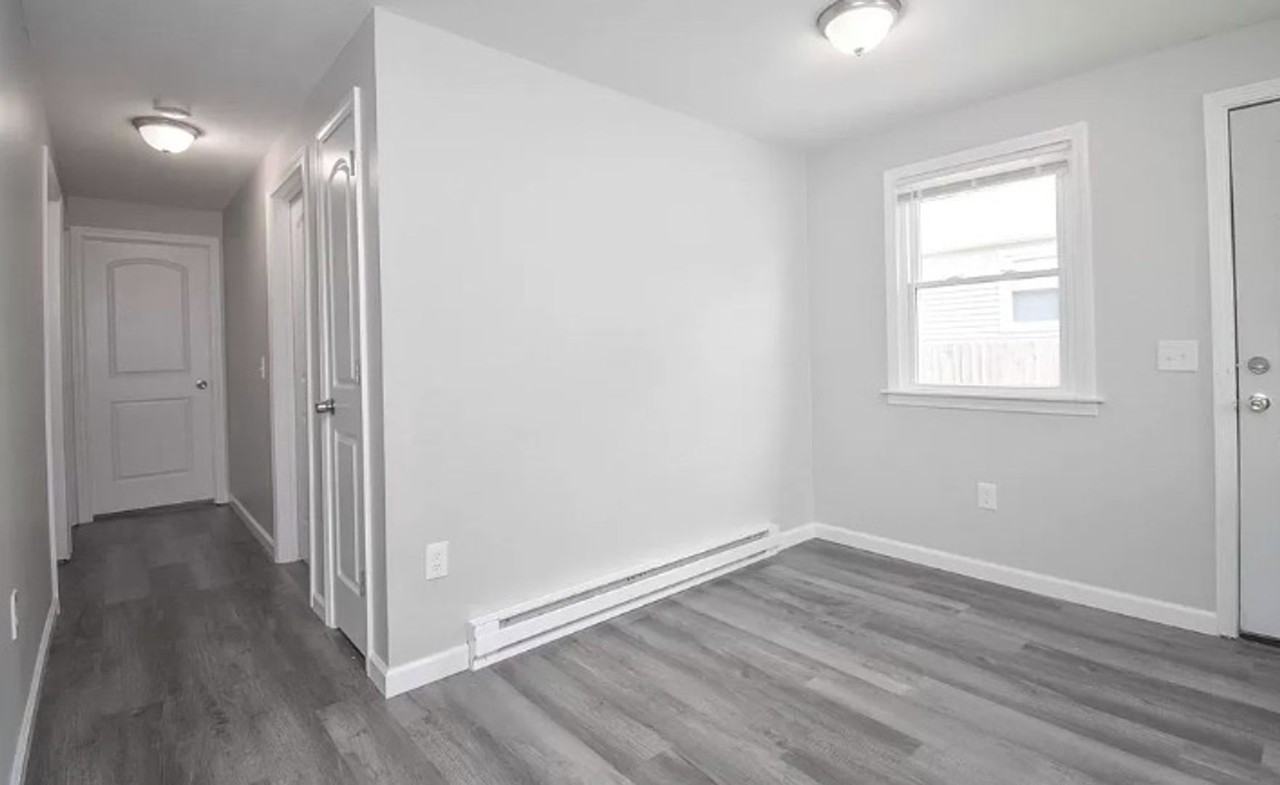 25 Gladstone St - Photo 3 of 13