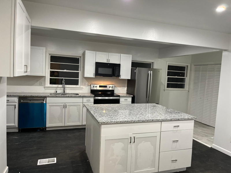 1951 Handley Ave Sw - Photo 2 of 14