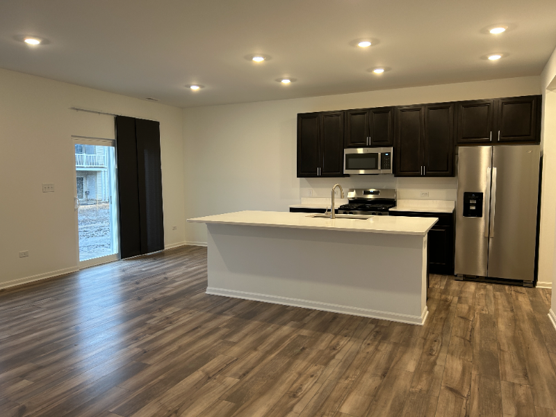 8386 Kannon Dr - Photo 3 of 19