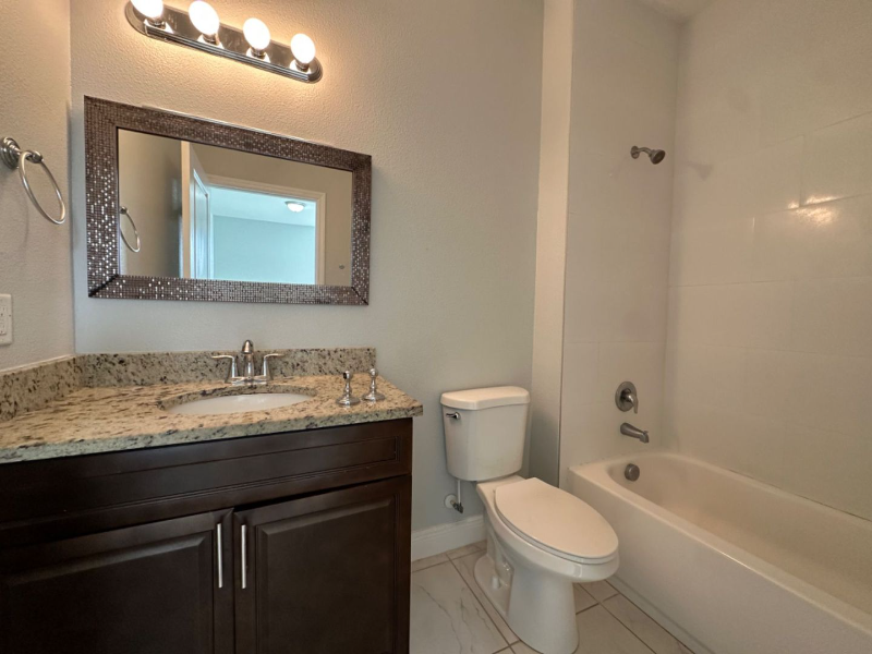 156 Yak Ct #B - Photo 3 of 12