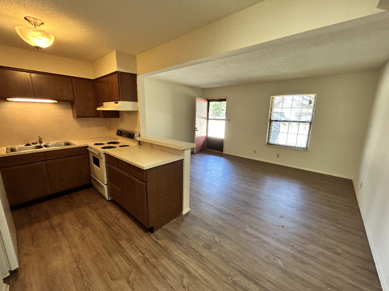 618 Cumberland Dr #618 - Photo 3 of 6