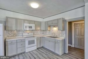 featured image of 50 S Royal St #NA