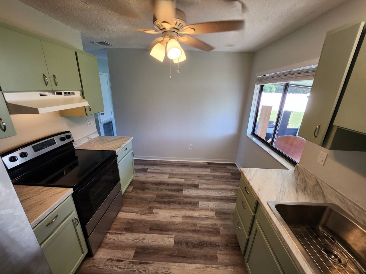 2148 Bradway St Ne #NA - Photo 2 of 10