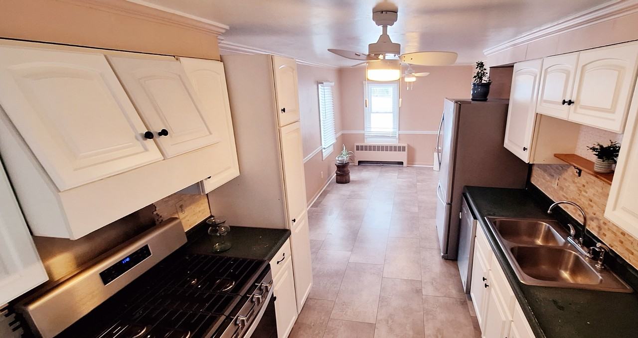 519 S Plymouth St #NA - Photo 4 of 13