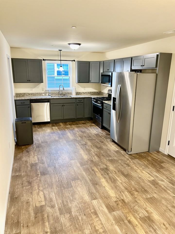 824 Byler Cir #824 - Photo 7 of 37