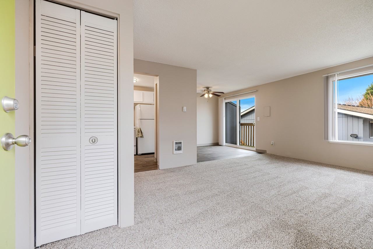 Moreland Place Apartments - Photo 5 of 31