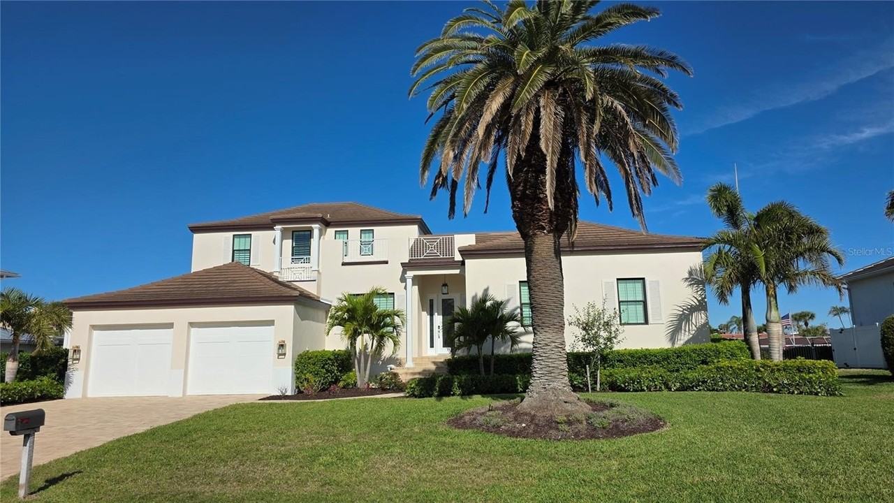 531 Birdie Ln - Photo 2 of 43