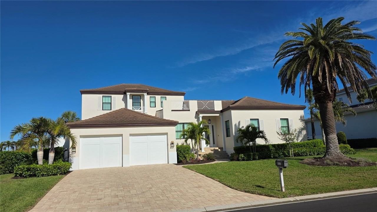 531 Birdie Ln - Photo 3 of 43