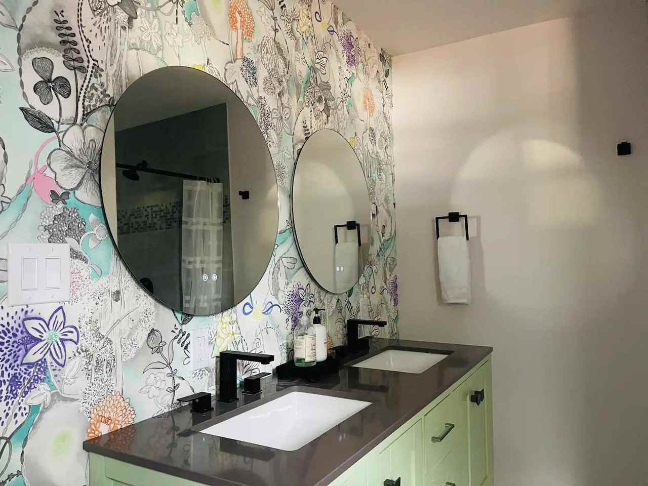 S Edgefield Ave - Photo 4 of 19