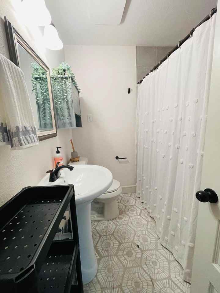 S Edgefield Ave - Photo 6 of 19