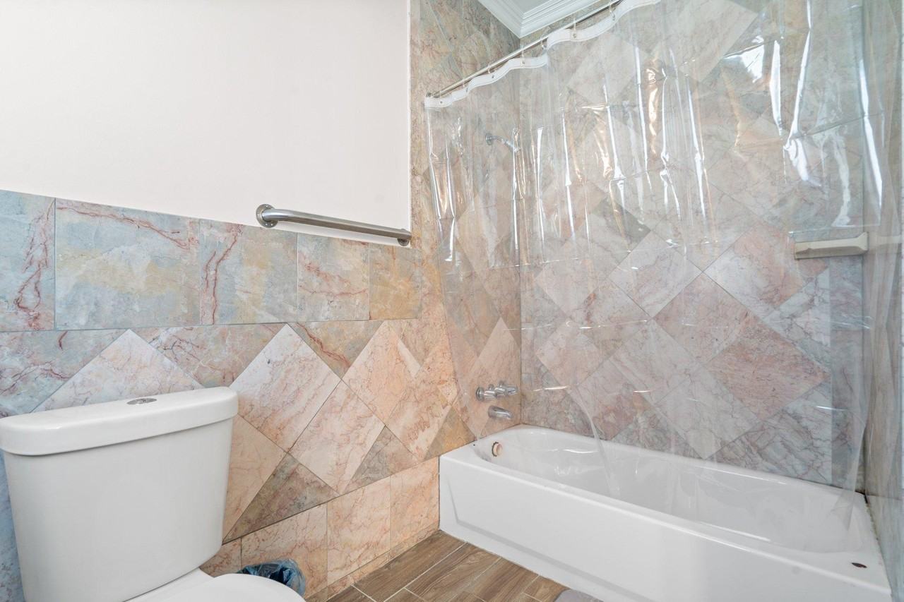 Tarpley Ave - Photo 3 of 10