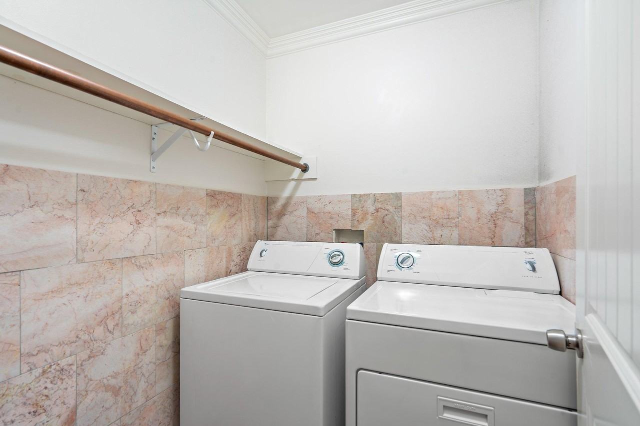 Tarpley Ave - Photo 6 of 10