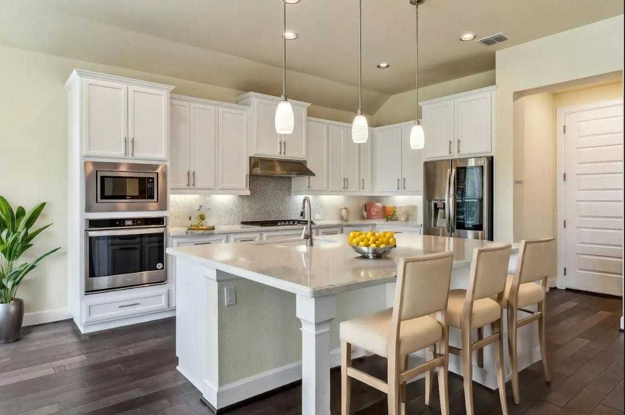 225 Jumping Laurel St - Photo 2 of 40