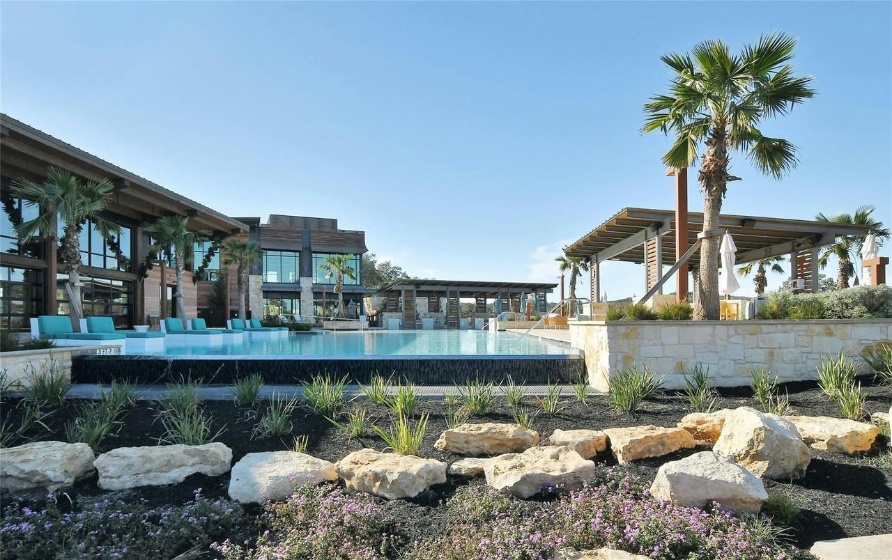 225 Jumping Laurel St - Photo 3 of 40