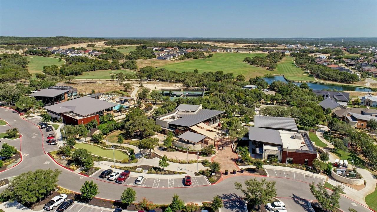 225 Jumping Laurel St - Photo 4 of 40