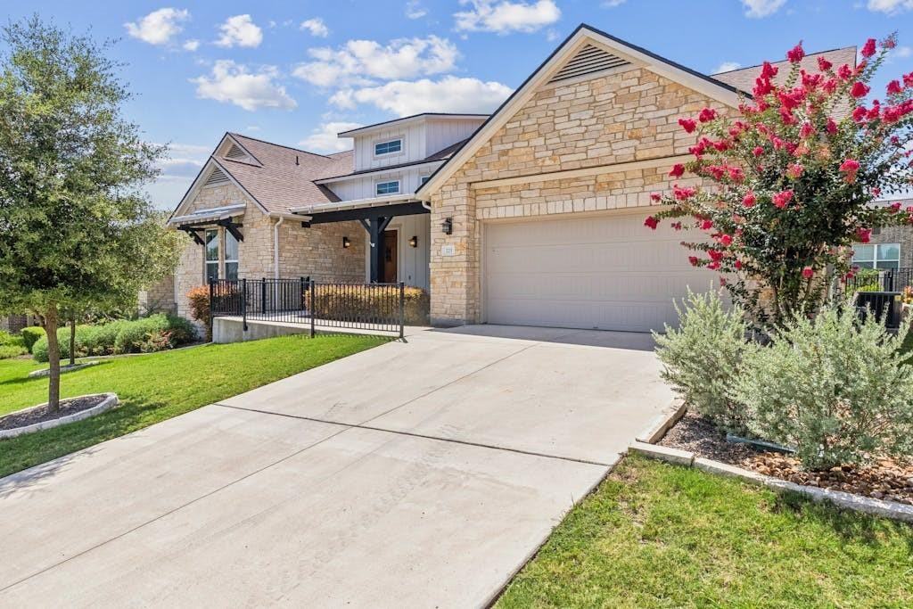 225 Jumping Laurel St - Photo 6 of 40