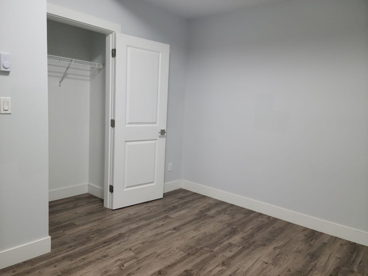 3386 Gislason Avenue - Photo 5 of 10