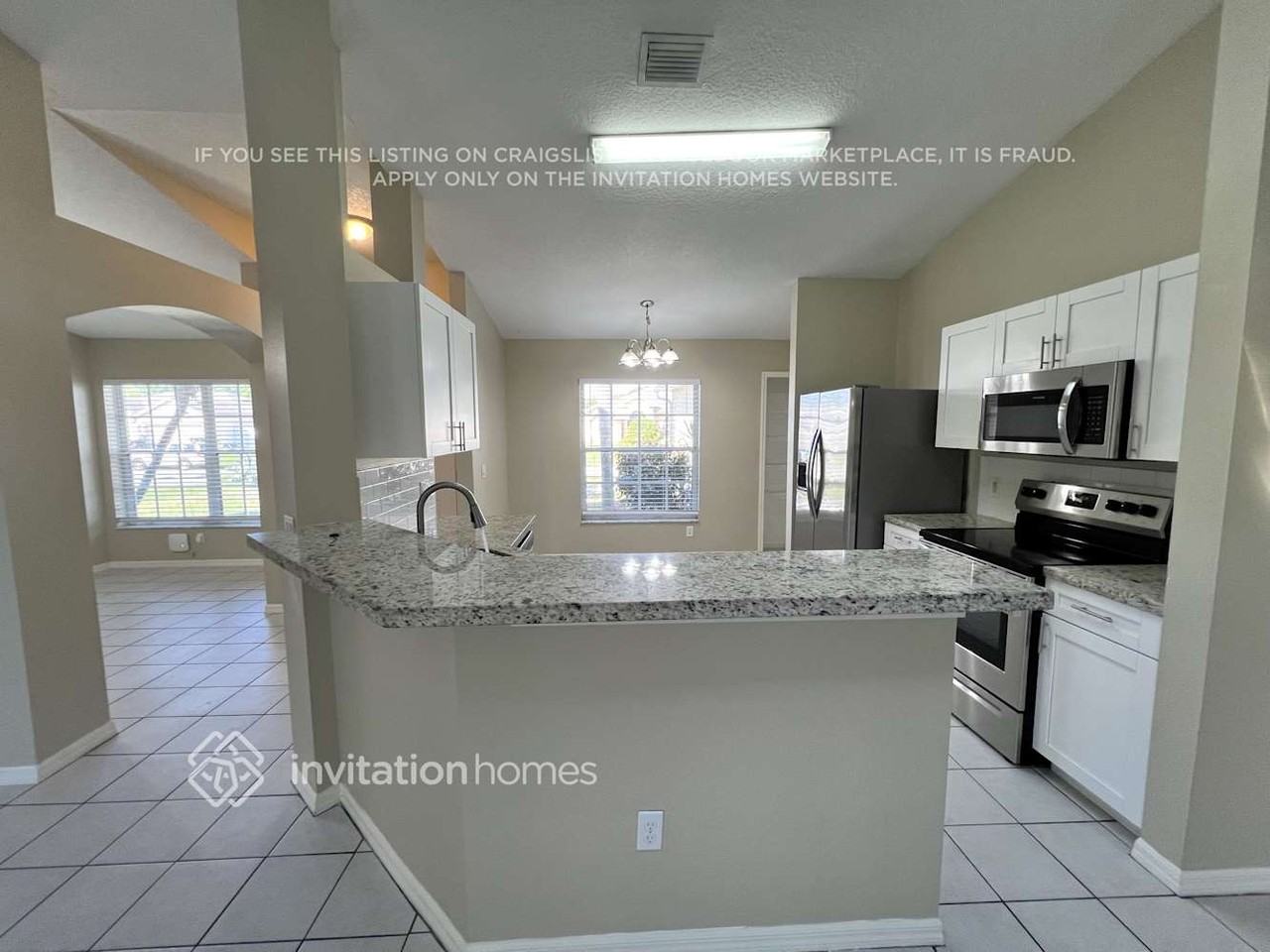 2465 Sw Lafayette St - Photo 6 of 21