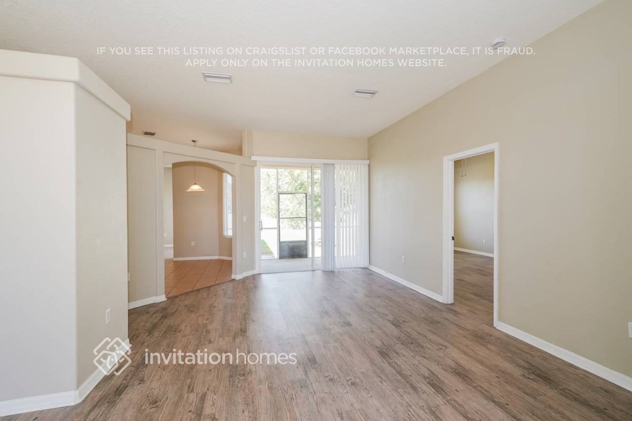 4209 Anaconda Dr - Photo 3 of 17