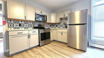 featured image of 158 Main St