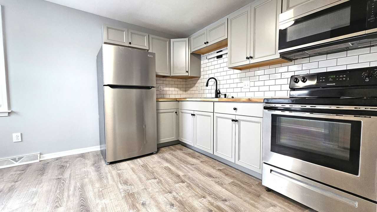 158 Main Street - Photo 6 of 14